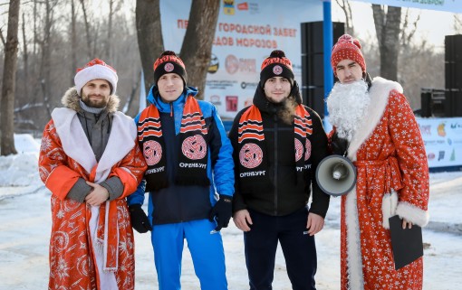«Боец» сегодня разогревал Дедов Морозов!